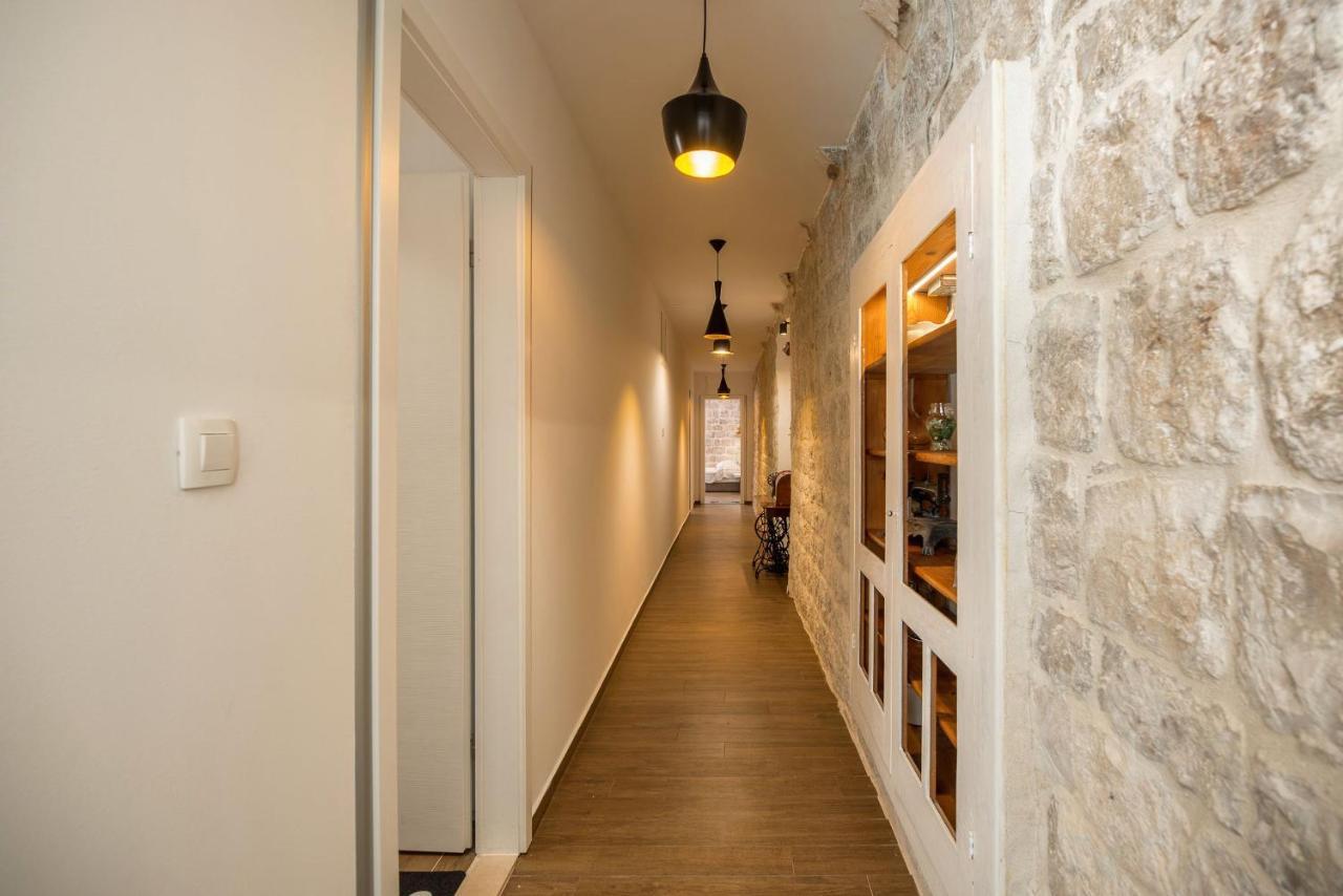 Aparthotel Vintage House Al Pozzo à Hvar Town Extérieur photo