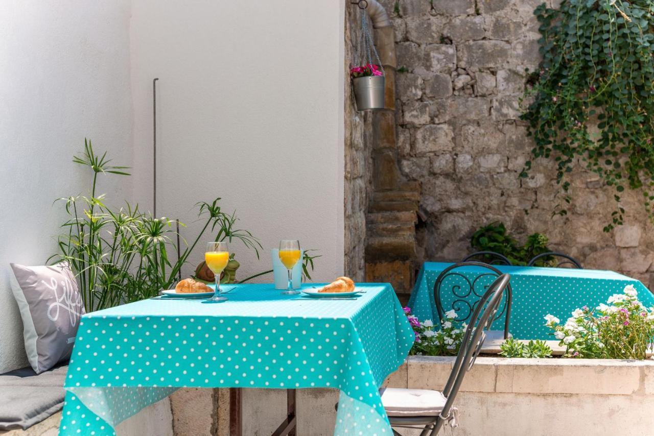 Aparthotel Vintage House Al Pozzo à Hvar Town Extérieur photo