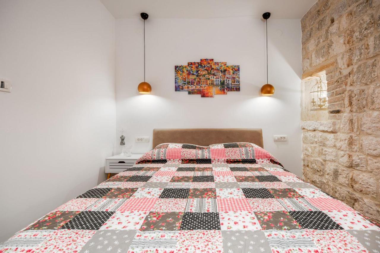 Aparthotel Vintage House Al Pozzo à Hvar Town Extérieur photo
