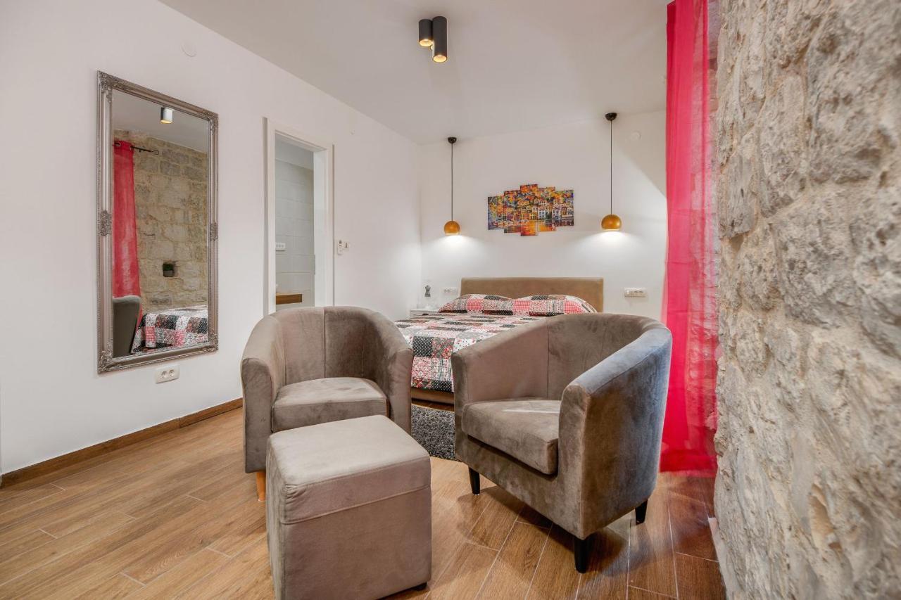 Aparthotel Vintage House Al Pozzo à Hvar Town Extérieur photo
