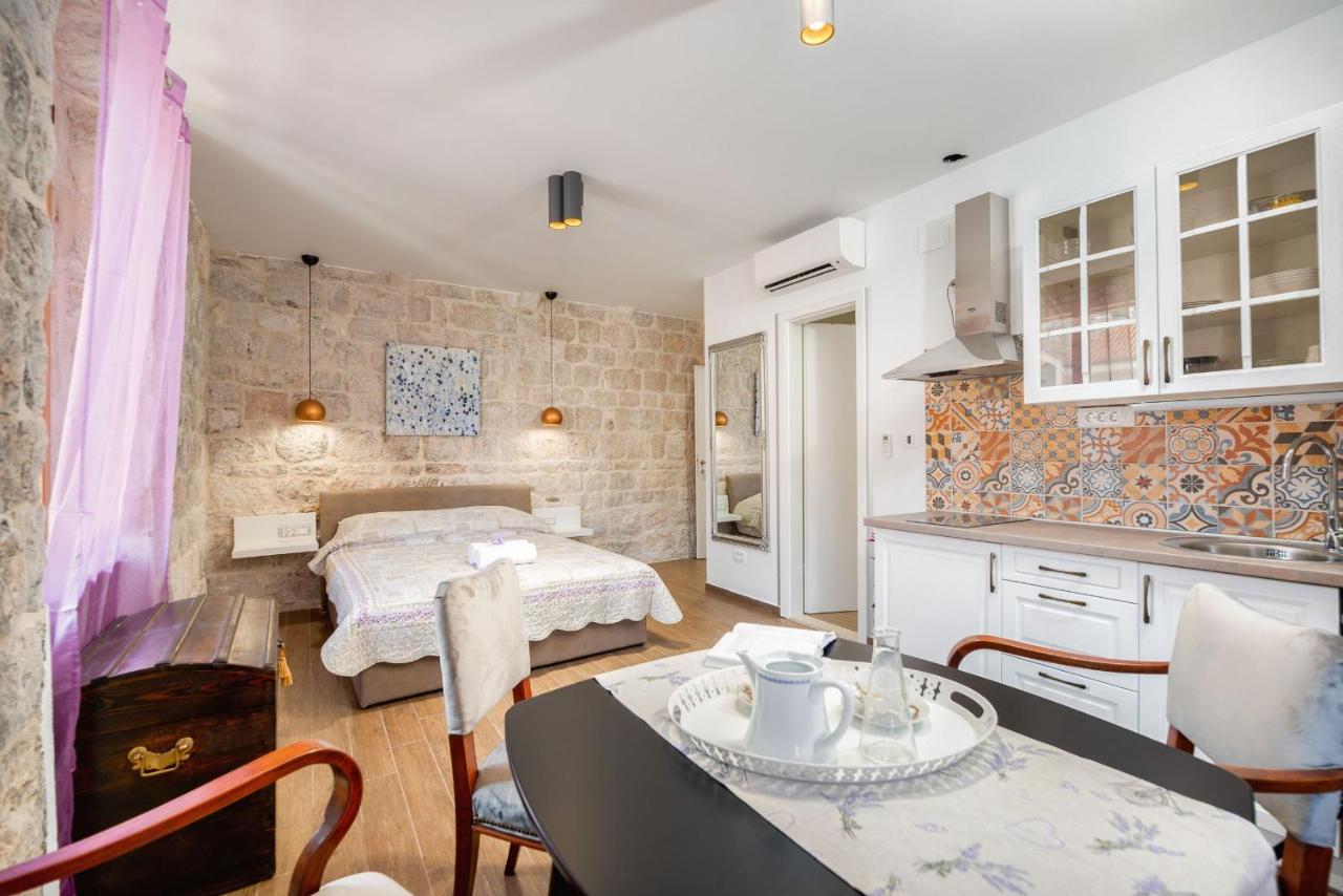 Aparthotel Vintage House Al Pozzo à Hvar Town Extérieur photo