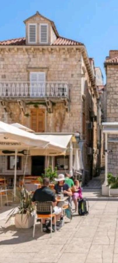 Aparthotel Vintage House Al Pozzo à Hvar Town Extérieur photo